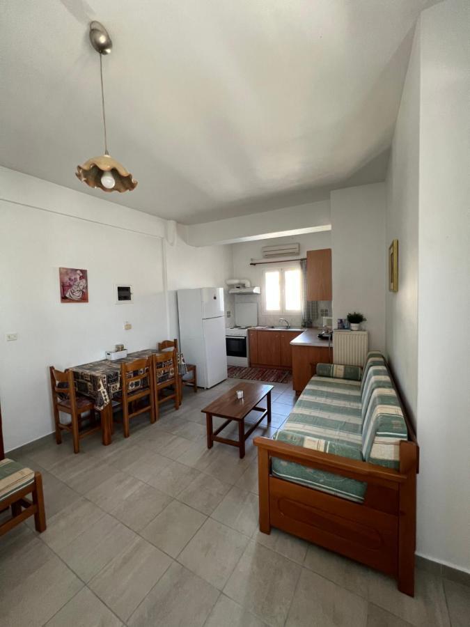 Athina Rooms Karvounades Exteriör bild