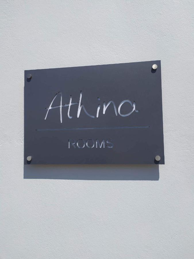 Athina Rooms Karvounades Exteriör bild